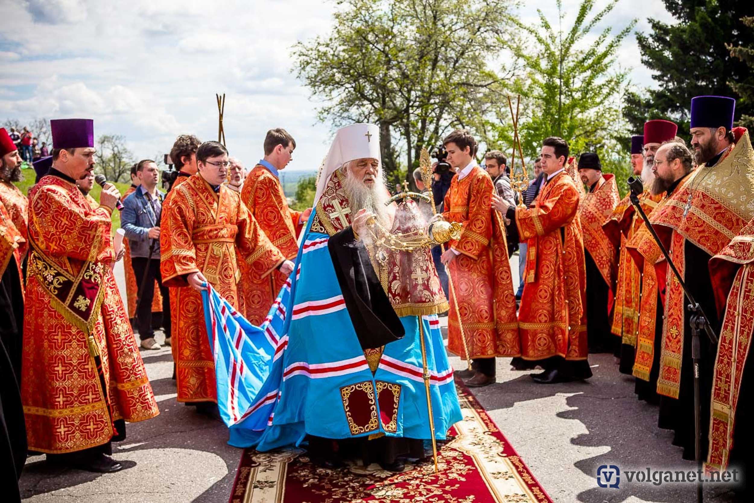 Volganet ru. Крестный ход в Ставрополе 2022. Пасхальный крестный ход 2020. Пасхальный крестный ход Ставрополь. Ставропольская епархия крестный Пасхальный ход.