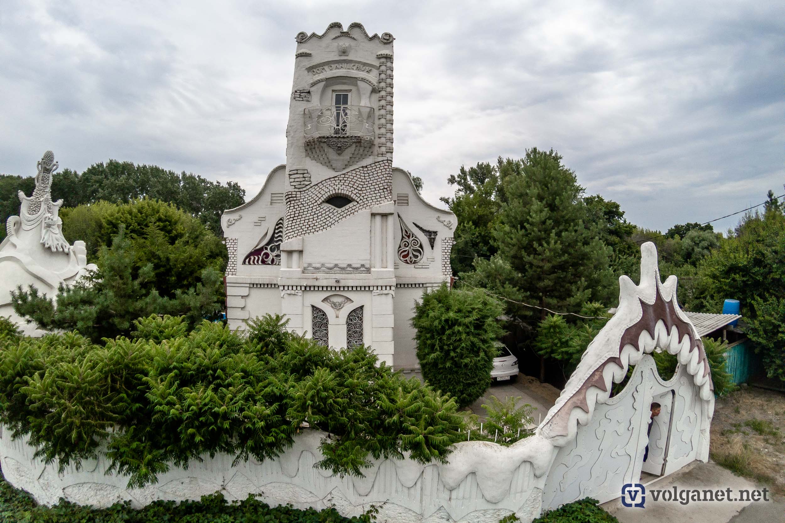 Сахарный замок Волжский. Сахарный замок Волгоград фото.