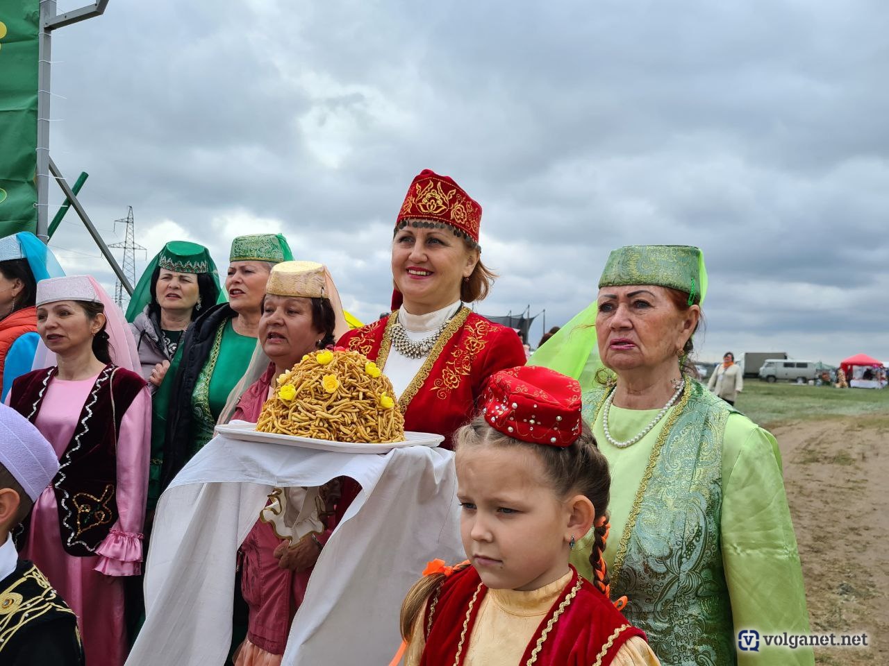 Праздник плуга: в Волгоградской области несколько тысяч человек весело  отпраздновали Сабантуй - Volganet.net