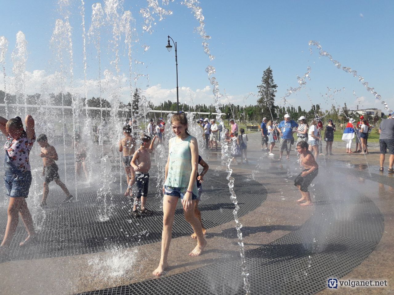 фонтан на вокзале в волгограде