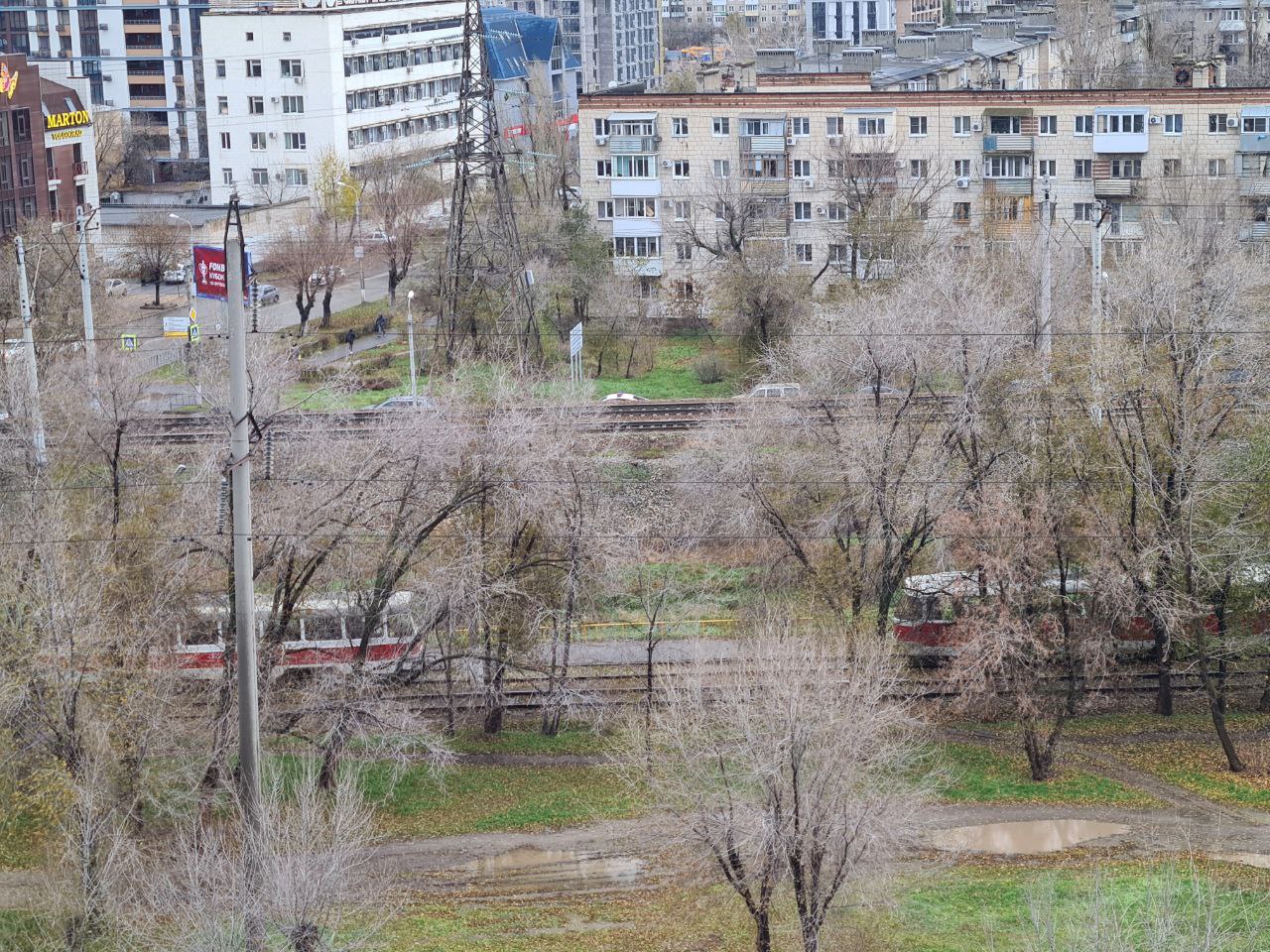 Погода в ворошиловском районе. Каратэ Волгоград Ворошиловский район. Сталинград фото Ворошиловского района. Волгоград Вагонремзавод. Фото Ворошиловского торгового центра Волгоград 1998 года.