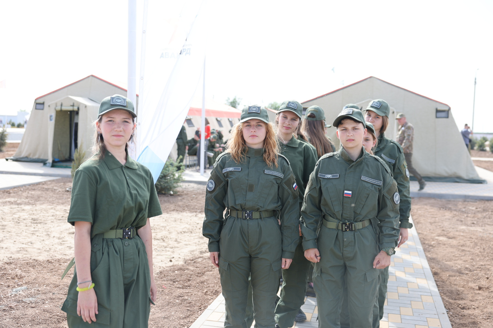 Волгоградские и белгородские подростки заехали в новый оборонно-спортивный  лагерь «Авангард» - Volganet.net